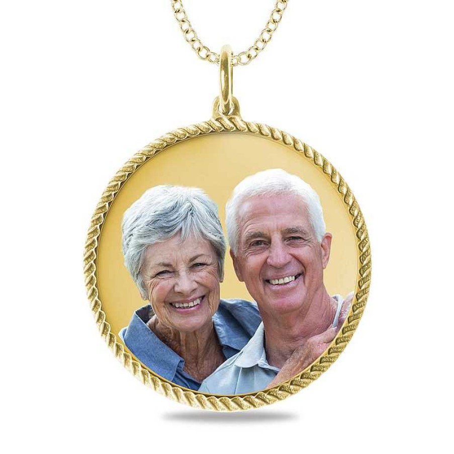 Zales Engravable Photo Rope Frame Circle Pendant In 10K White, Yellow Or Rose Gold (1 Image And 3 Lines) Necklaces